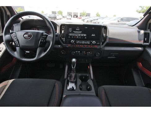 Certified 2025 Nissan Frontier PRO-4X w/ Pro Convenience Package AWD/4WD image 13