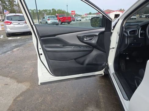 Used 2019 Nissan Murano S w/ Cargo Package image 31