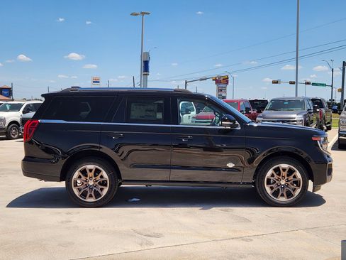 New 2027 Ford Expedition King Ranch AWD/4WD image 7