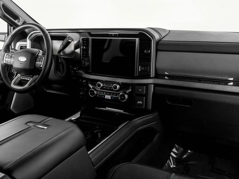 Used 2025 Ford F250 Platinum image 50