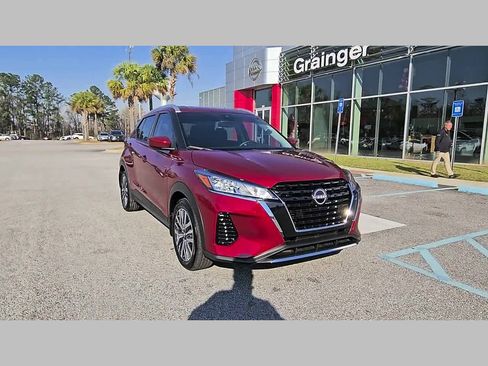 Used 2024 Nissan Kicks SV image 19