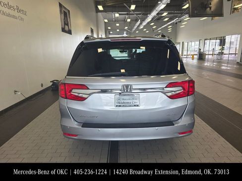 Used 2018 Honda Odyssey Elite image 6