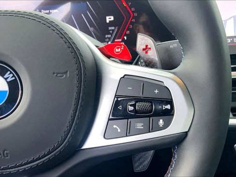 Used 2025 BMW X6 M Competition w/ Executive Package image 22