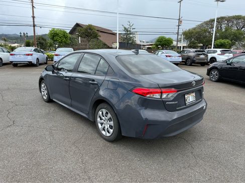 Used 2023 Toyota Corolla LE image 4