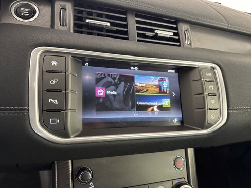 Used 2019 Land Rover Range Rover Evoque SE Premium AWD/4WD image 18