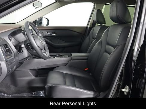 Used 2023 Nissan Rogue SV w/ SV Premium B Package FWD image 14