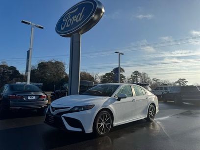 Used 2024 Toyota Camry SE