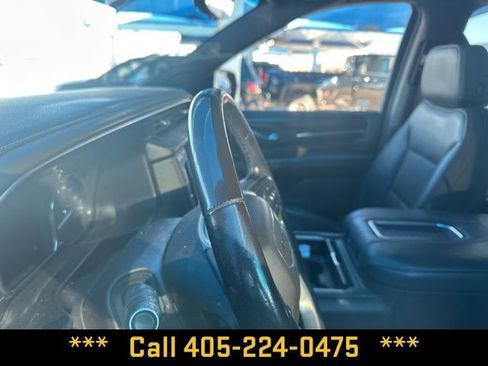 Used 2021 GMC Yukon XL Denali w/ Denali Premium Package image 10