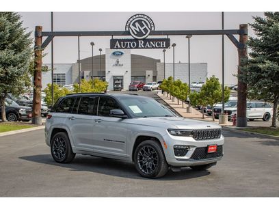 Used 2025 Jeep Grand Cherokee Summit w/ Obsidian Package