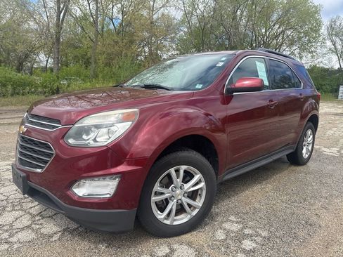 Used 2017 Chevrolet Equinox LT FWD image 1