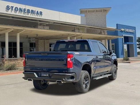 Used 2021 Chevrolet Silverado 1500 LT Trail Boss w/ Convenience Package II AWD/4WD image 5