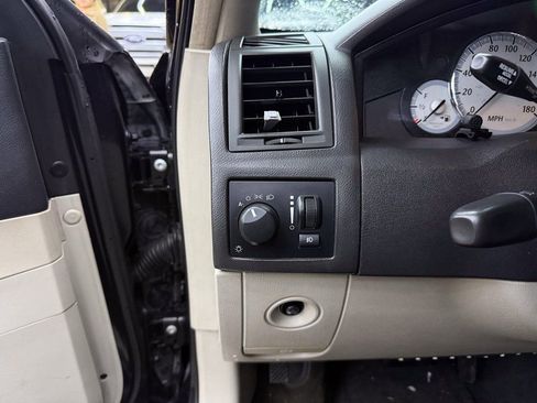 Used 2006 Chrysler 300 SRT8 w/ SRT Option Group II image 14