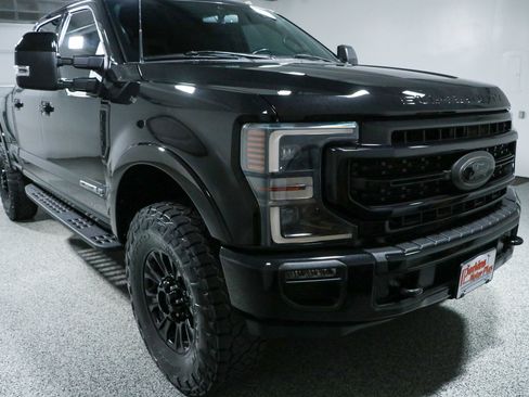 Used 2022 Ford F250 Lariat w/ Tremor Off-Road Package AWD/4WD image 5