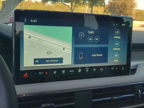 New 2026 Lincoln Corsair Premiere image 15