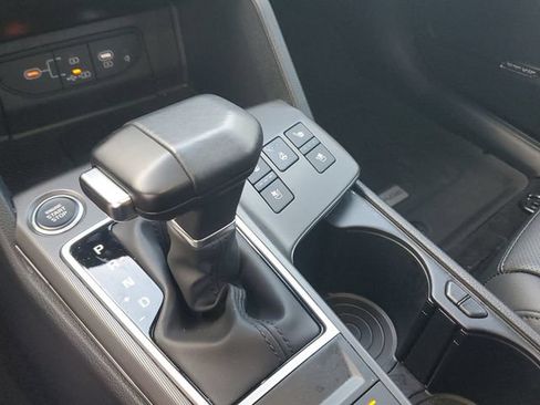 Certified 2026 Kia Sportage SX FWD image 29