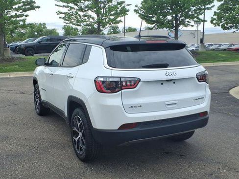 Certified 2024 Jeep Compass Limited AWD/4WD image 6