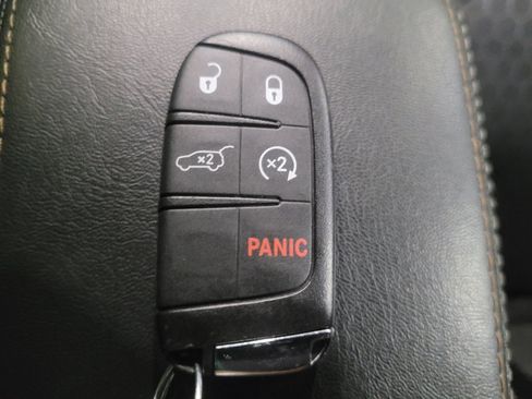 Used 2018 Jeep Compass Latitude w/ Popular Equipment Group AWD/4WD image 32