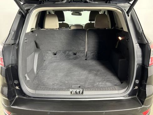 Used 2017 Ford Escape Titanium image 17