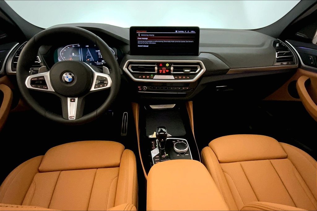 Certified 2025 BMW X4 xDrive30i w/ Premium Package AWD/4WD image 16