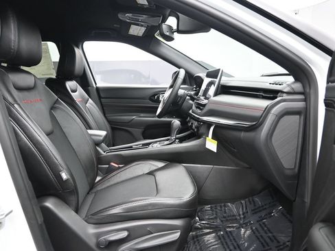 New 2026 Jeep Compass Trailhawk AWD/4WD image 33