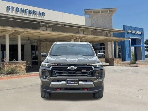 Used 2023 Chevrolet Colorado Z71 w/ Z71 Convenience Package 2 AWD/4WD image 9