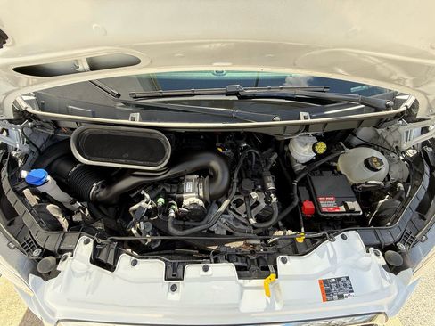 Used 2024 Ford Transit 250 Low Roof AWD w/ Exterior Upgrade Package image 26