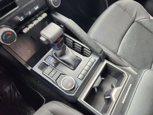 Used 2024 Toyota Tacoma TRD Sport RWD image 15
