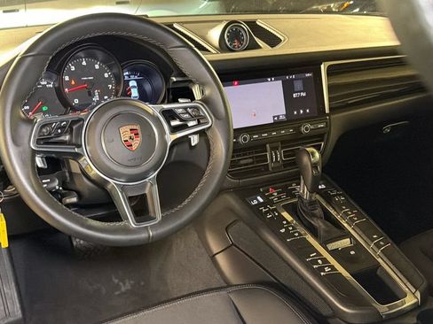 Used 2019 Porsche Macan AWD/4WD image 16
