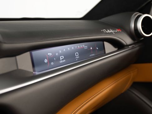 Certified 2023 Ferrari Portofino M RWD image 30