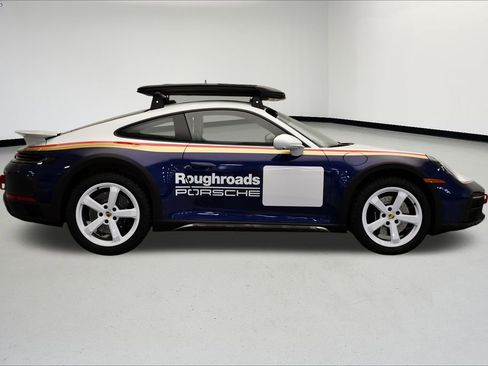 Used 2024 Porsche 911 Dakar image 8
