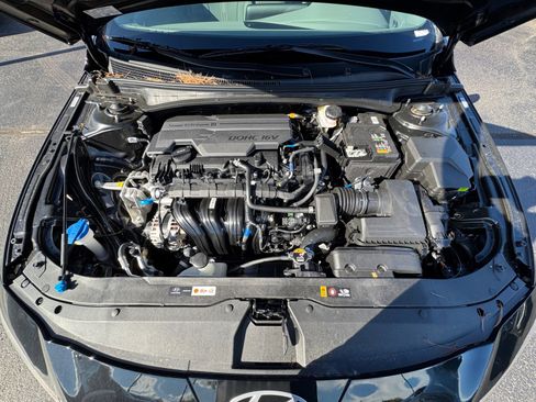 New 2025 Hyundai Elantra Sport image 20