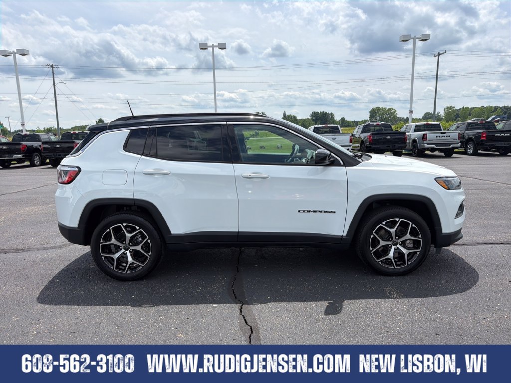 Used 2025 Jeep Compass Limited AWD/4WD image 6