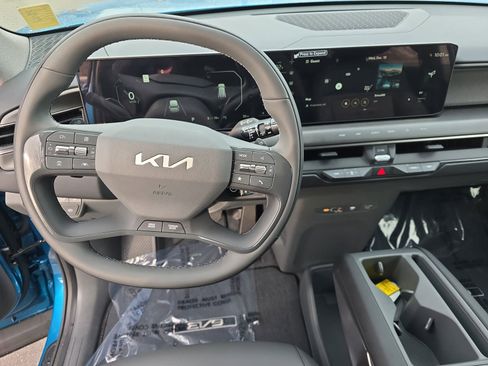 New 2026 Kia EV9 Wind image 18