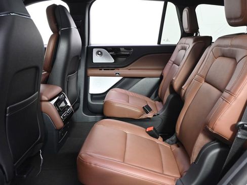 New 2026 Lincoln Aviator Reserve AWD/4WD image 22
