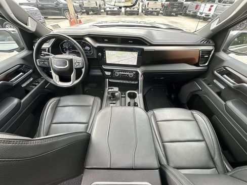Certified 2025 GMC Sierra 1500 Denali AWD/4WD image 21