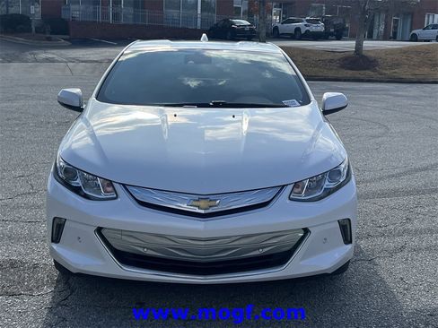 Used 2018 Chevrolet Volt Premier w/ Driver Confidence Package image 26