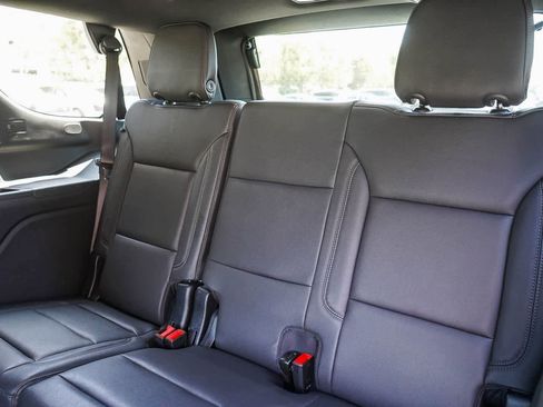 Used 2025 Chevrolet Tahoe LT AWD/4WD image 18