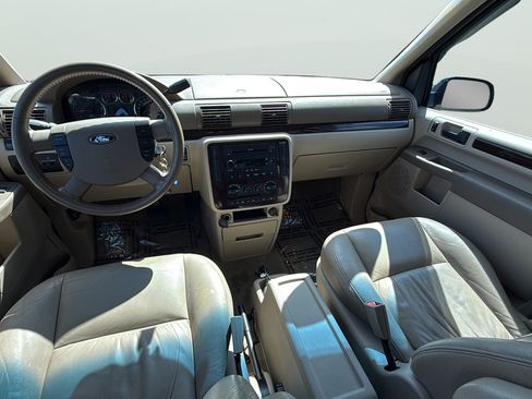 Used 2007 Ford Freestar SEL FWD image 14