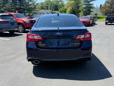 Used 2018 Subaru Legacy 2.5i Premium w/ Popular Package #1 AWD/4WD image 9