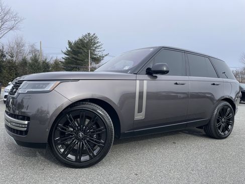 Certified 2023 Land Rover Range Rover Autobiography image 36