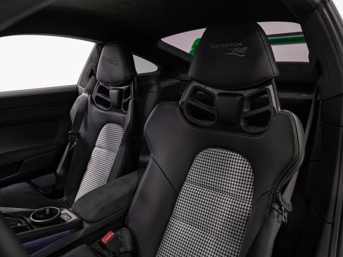 Used 2025 Porsche 911 GT3 RS RWD image 40