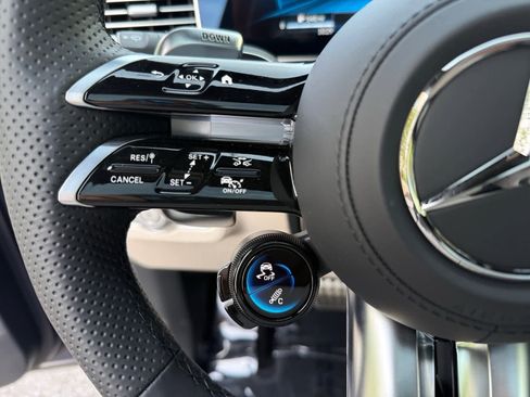 New 2026 Mercedes-Benz GLE 53 AMG 4MATIC Coupe image 25