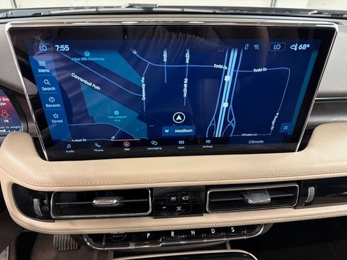 Certified 2021 Lincoln Nautilus Reserve w/ Cargo Utility Package AWD/4WD image 12