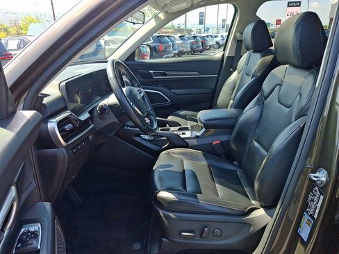 Certified 2024 Kia Telluride S w/ S Sunroof Package AWD/4WD image 14