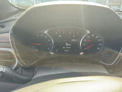 Used 2024 Chevrolet Equinox RS w/ RS Leather Package FWD image 9