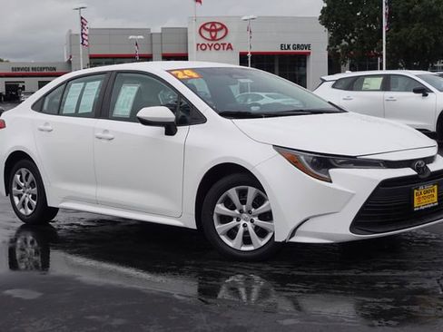 Certified 2024 Toyota Corolla LE image 7