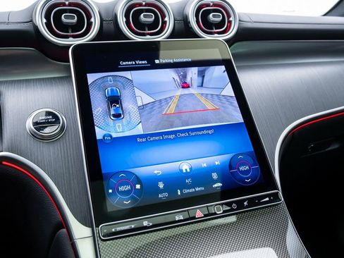 Certified 2025 Mercedes-Benz GLC 300 4MATIC image 28