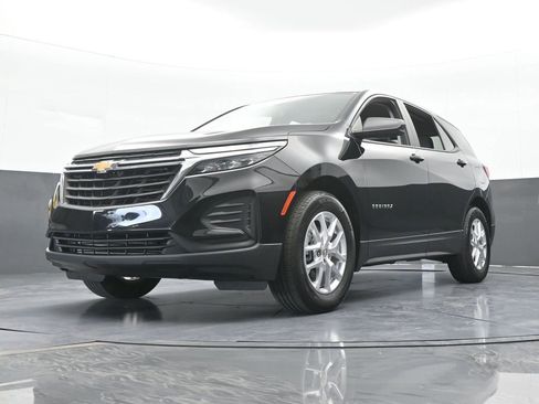Used 2023 Chevrolet Equinox LS FWD image 53