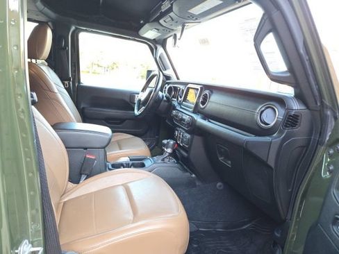 Used 2021 Jeep Wrangler Unlimited Sahara w/ LED Lighting Group AWD/4WD image 16