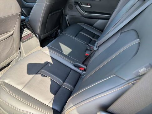 Used 2025 MAZDA CX-90 3.3 Turbo w/ Select Package image 15